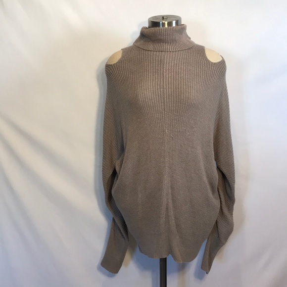 Brand: Ella Moss.  Size medium.  Lavender purple sweater - Picture 1 of 9